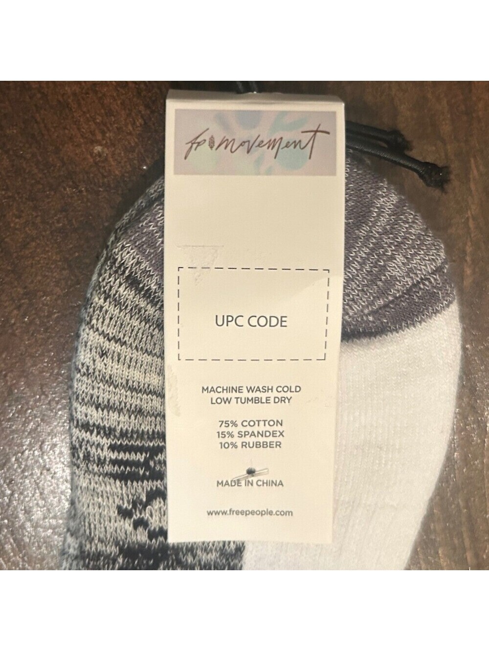 Free People Movement Tube Sock One Size White New Ribbed Athletic Crew Logo Soft - Picture 6 of 8